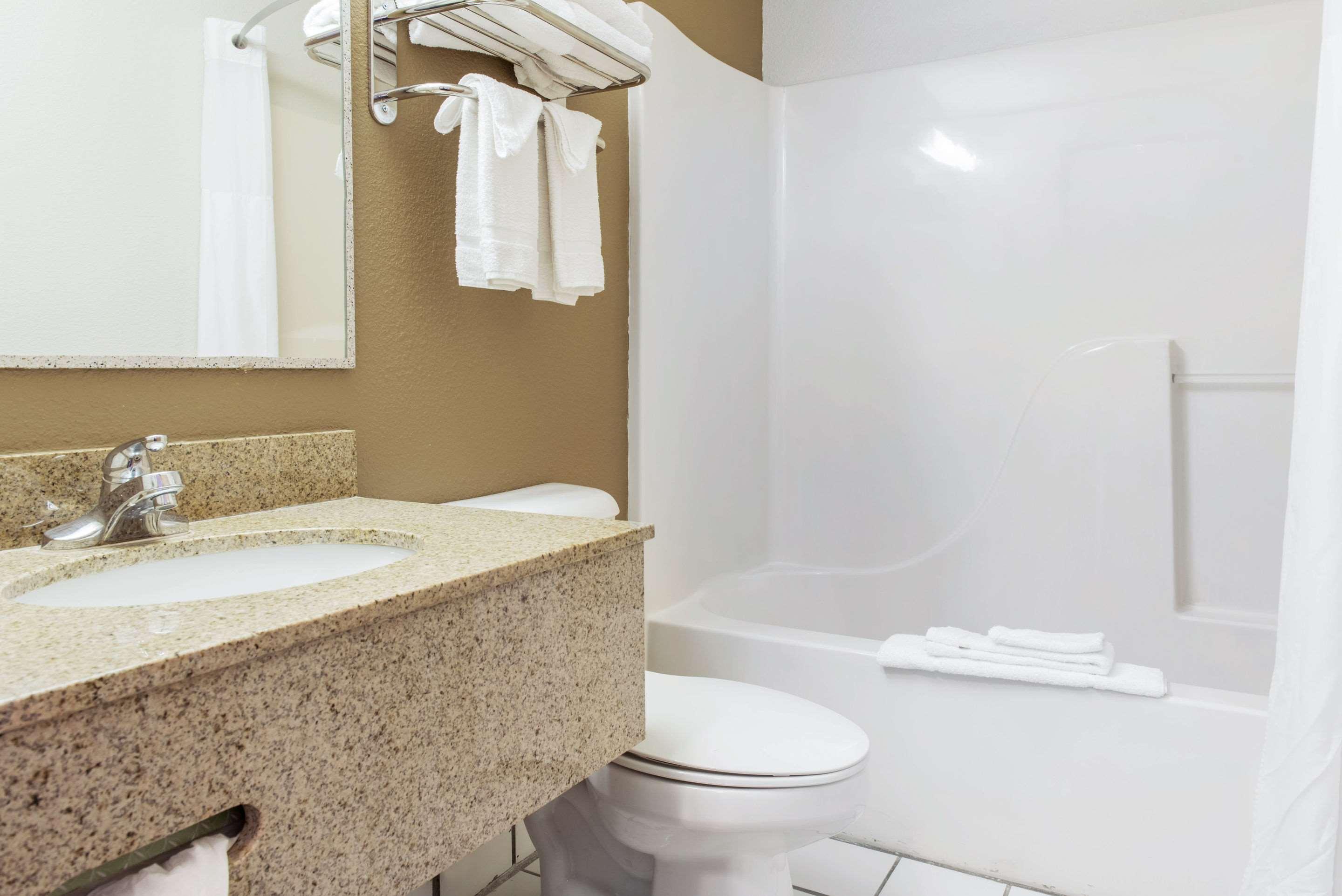 Quality Inn Noblesville-Indianapolis Екстериор снимка